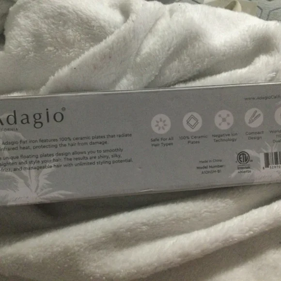 Adagio flat iron not so mini ceramic - Picture 3 of 3